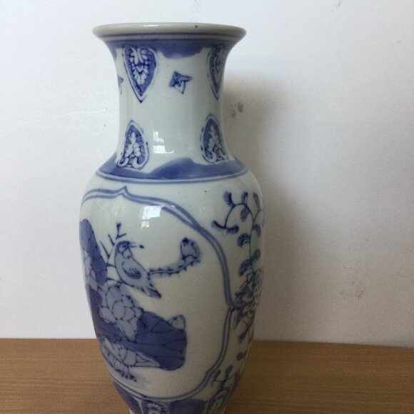 10" Vintage Chinese blue and white porcelain vase flowers birds home decor - Picture 3 of 6